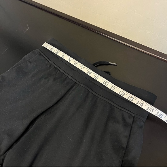 Lululemon Ready to Rulu slim fit jogger, highwaisted, size 8 - Picture 6 of 13